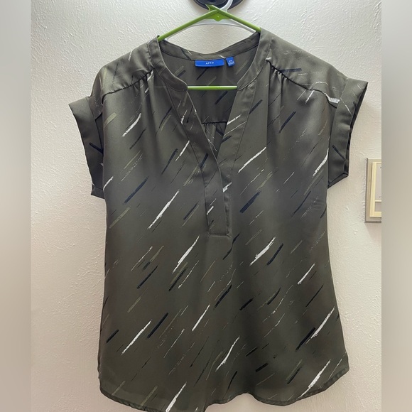 Blouse - Picture 1 of 2